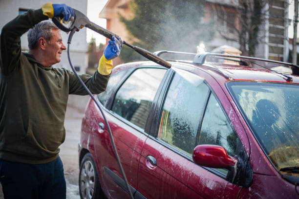 Best Roof Power Washing Services  in Constantine, MI